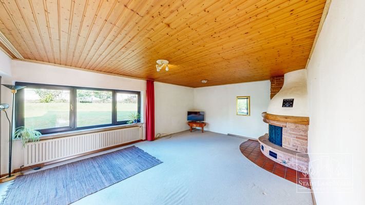 OG - Wohnzimmer mit Kamin