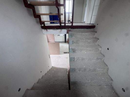 Treppenhaus EG zu OG