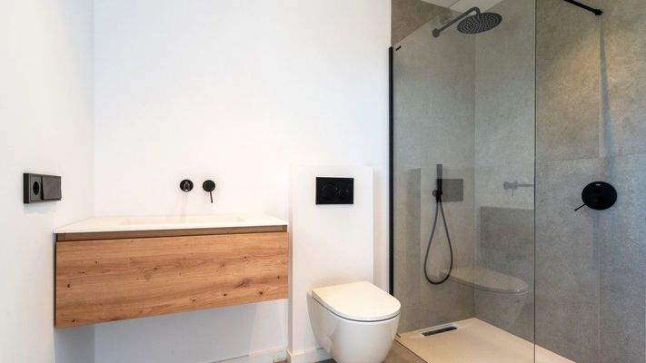 Finca Campos Baño 2 BHHS-BAL-0130