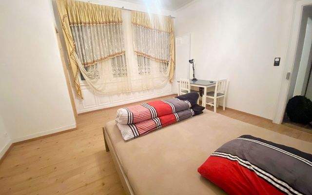 Zimmer mieten in Esslingen für Zeitwohnen möbliert Zimmer 2  3.jpeg