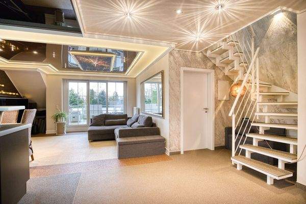 Wohnbereich - Treppe zum Spitzboden