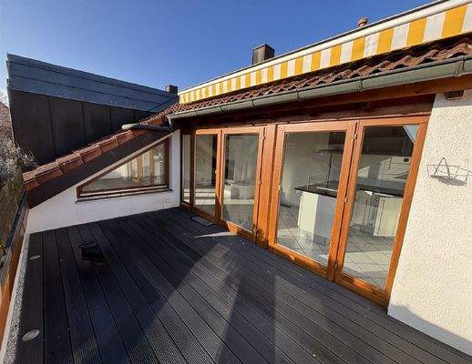 Dachloggia mit Markise