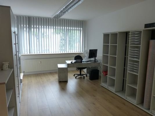 Büro 1