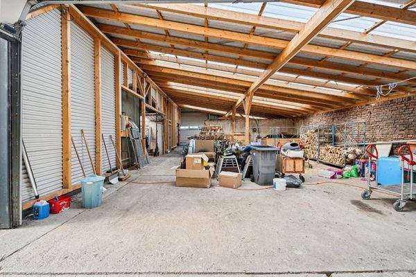 Nebengebäude Wohntrack