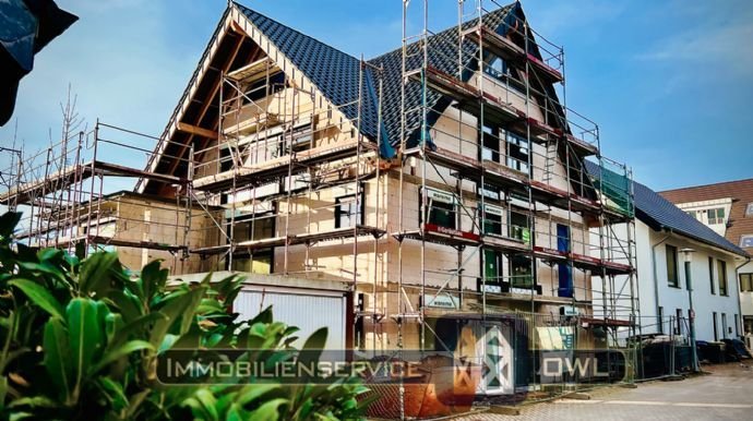 ::: Exklusives OG. Etage-Premium-Neubau I Wohnanlage in City Wohnlage von Bad Salzuflen I KfW 40 :::