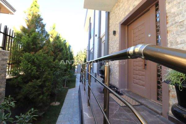 Elegant House with Private Pool in Antalya Yesilbayır
