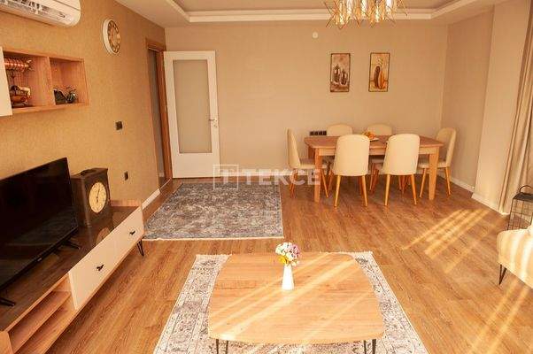 Furnished Flats in a Complex in Trabzon Kalecik