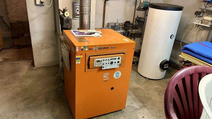 Erdgas Zentralheizung im Keller