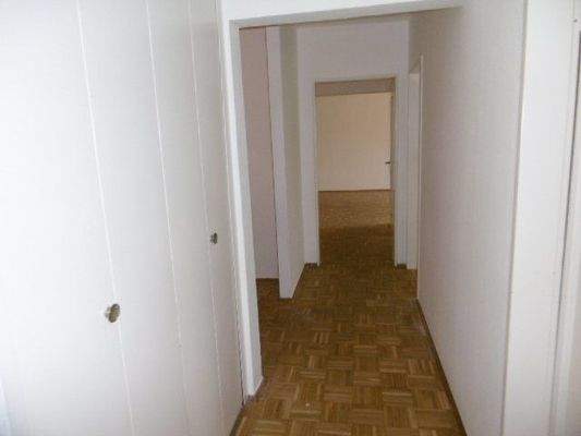 Diele inkl. Einbauschrank