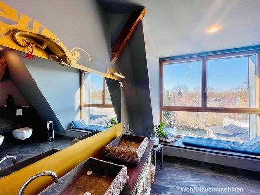 Das Hauptbad ist besonders schön