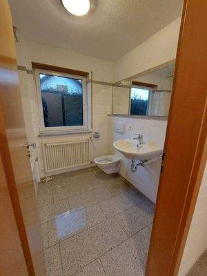 Badezimmer Ansicht 1