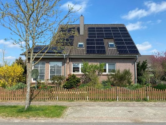 Frontansicht, Photovoltaik