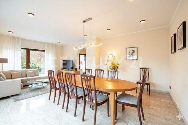 Wohnhaus Wohnzimmer gestaged