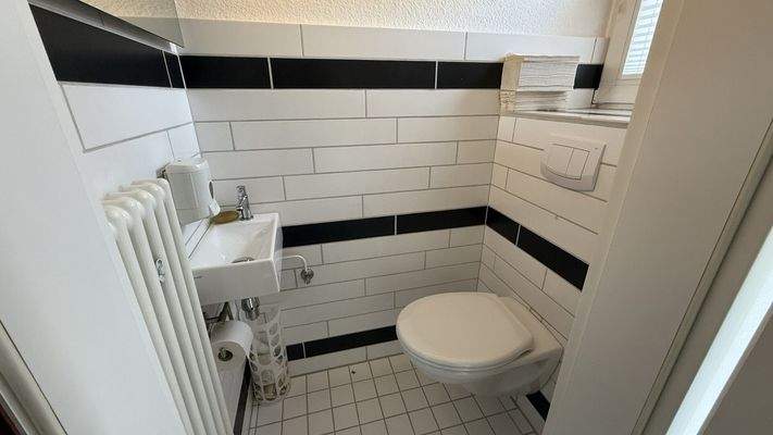 Gäste-WC Erdgeschoss