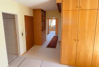 Eingangsbereich mit Flur