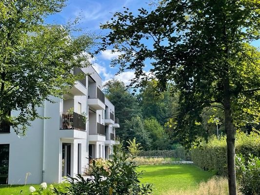 Hubertus Lakeside Blick von Seite – Sep2023