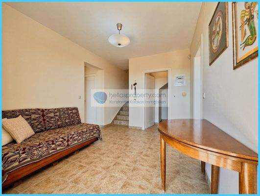 88e4026409374744a59fd08ed1c77f1a-original