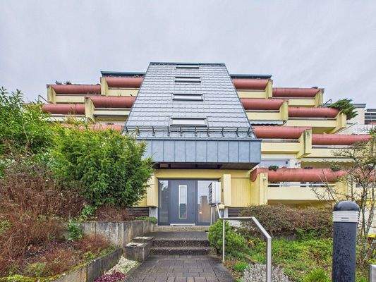 Gepflegte Wohnung mit 2 Balkone in Wallerfangen