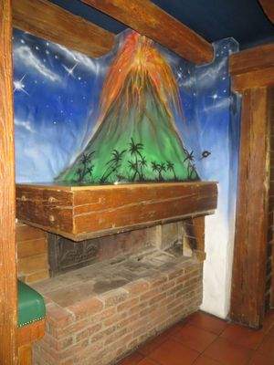 Offener Kamin in der Cocktailb