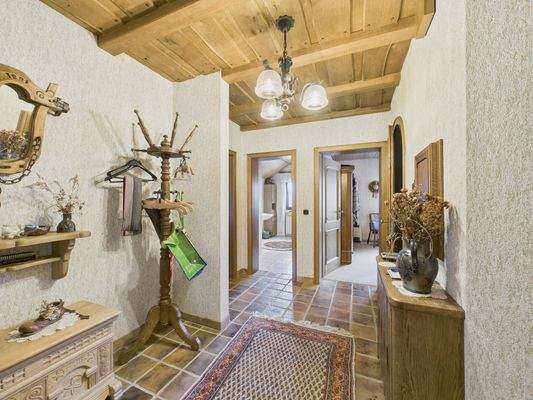 CAM01223G0-PR0152-STILL067