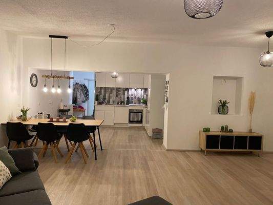 Wohn-/Esszimmer Whg. EG 100 m²