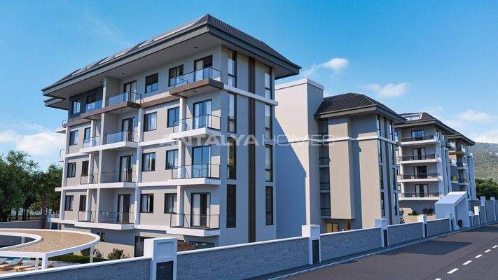 2 and 3-Bedroom Flats with Pool Access in Alanya Oba