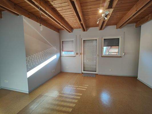 Zimmer mit Balkon Obergeschoss