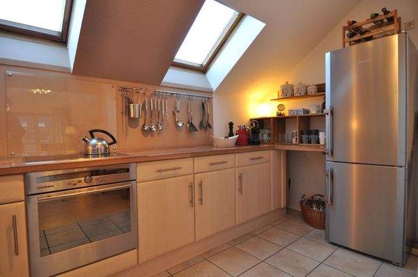 Küche mit Einbauküche