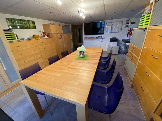 Besprechungsraum im UG.jpeg