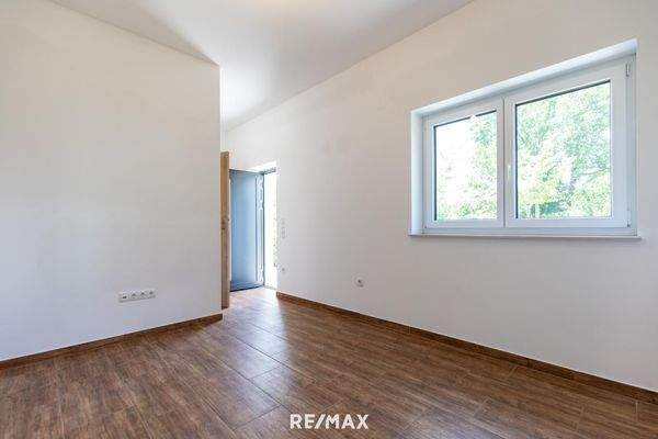 25 EG Wohneinheit Zimmer2