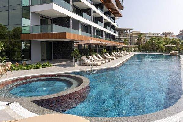 Seaview Apartments with Communal Pool in Alanya Kestel