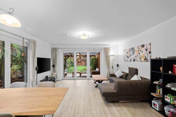 Großzügiger Wohn- und Essbereich