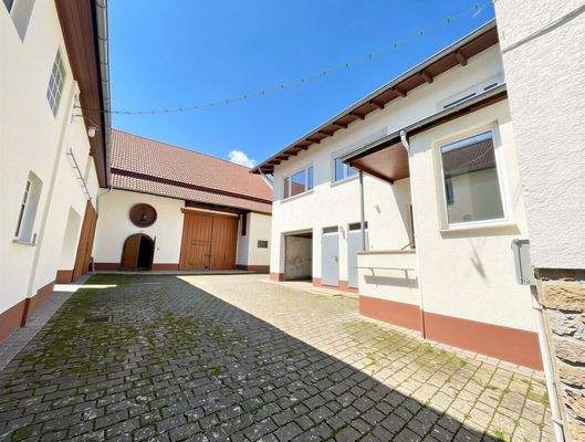 Außenansicht - (KI generiert)