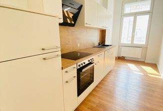 Vergleichsbild Küche mit Einbauküche