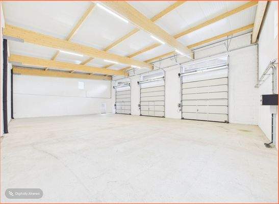 Halle-Innenansicht 3