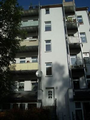 Rückseite mit Balkon
