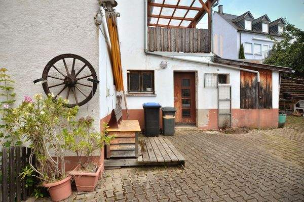 Bahnhofstraße 2 – 54492 Rachtig