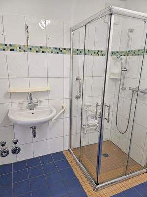 1. OG Badezimmer.jpg