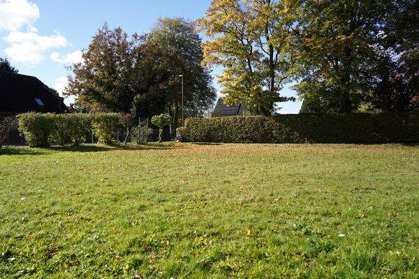 ca. 850 m² großes Grundstück