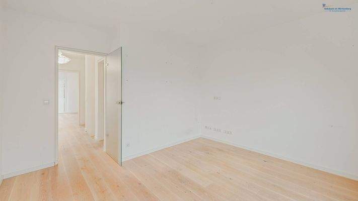 Büro/Schlafzimmer EG