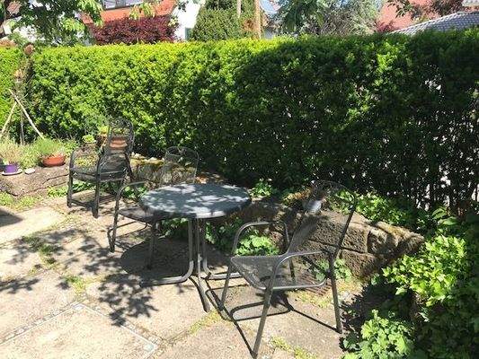 14-sitting-area-in-the-garden