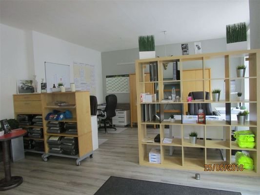 Büro-1