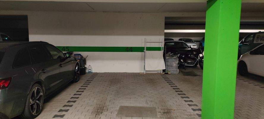 Tiefgaragen-Stellplatz