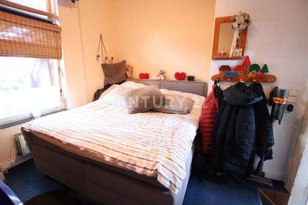 1. Zimmer EG 2. Wohneinheit