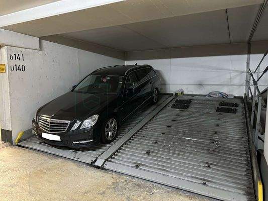 TG-Stellplatz (links)