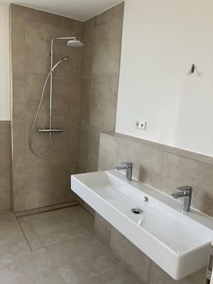 Hochwertige Sanitärausstattung