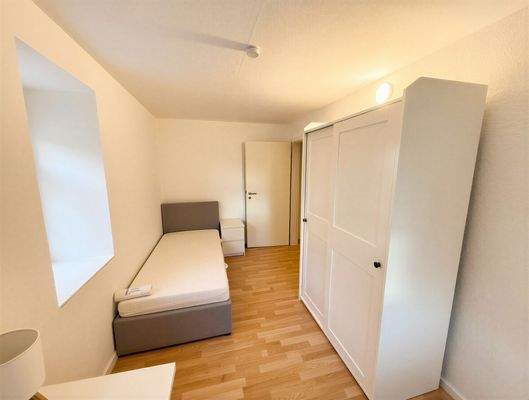 Schlafzimmer_EG-Rechts