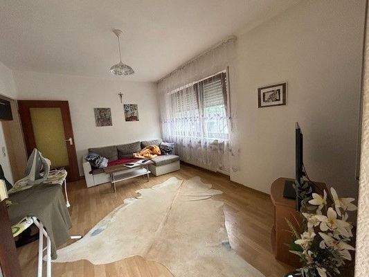 1.OG links/ Wohnzimmer