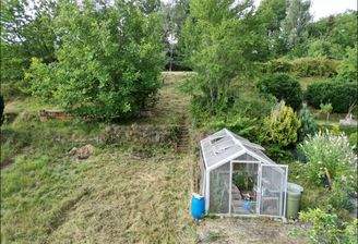 WhatsApp Image 2025-05-16 at 09.42.27 (1)