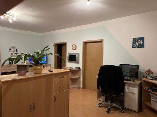 großes WZ mit Essbereich (2)